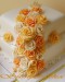 Svatební dort v bílem-detail